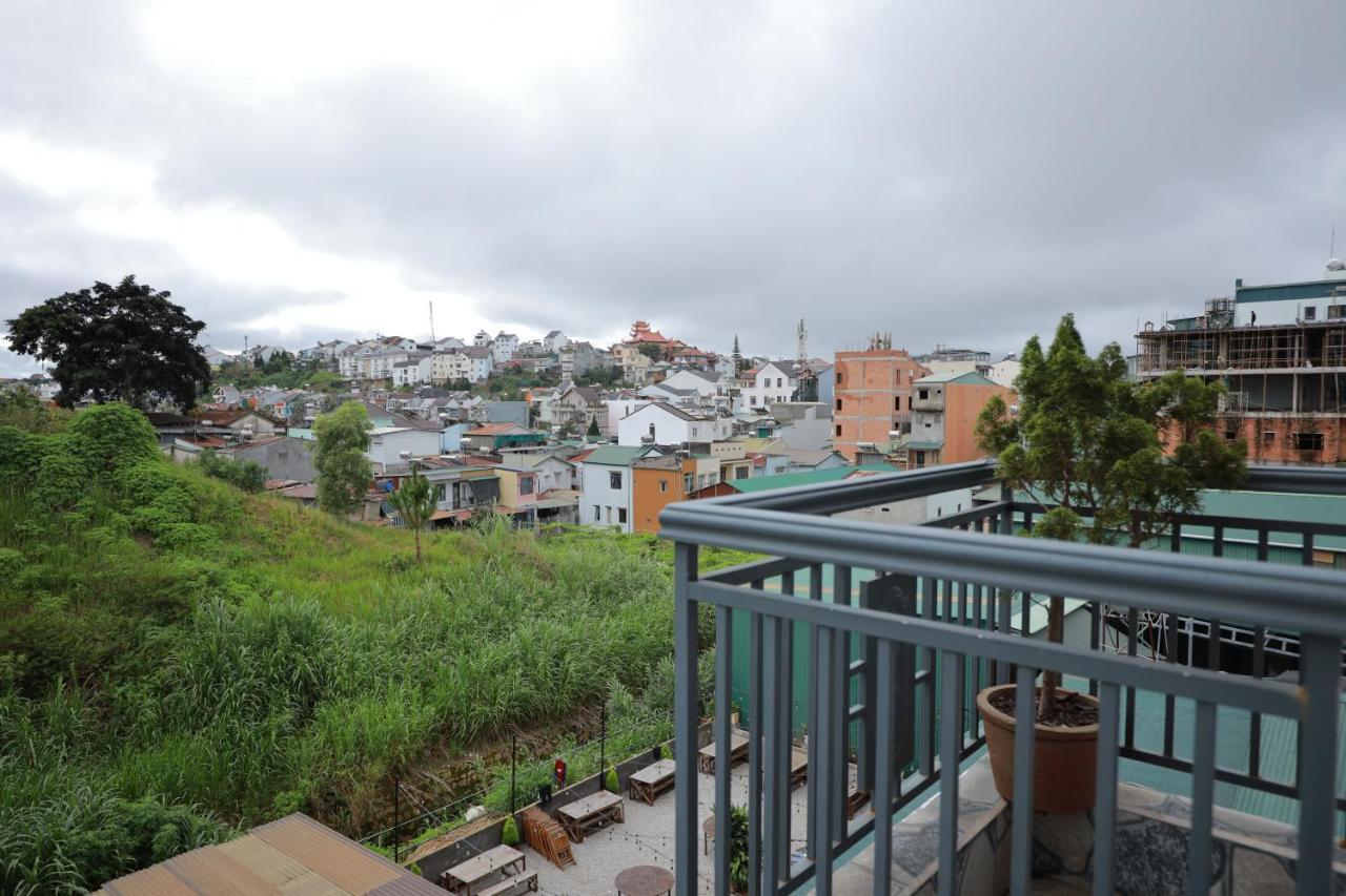 Arya Hotel Dalat Extérieur photo